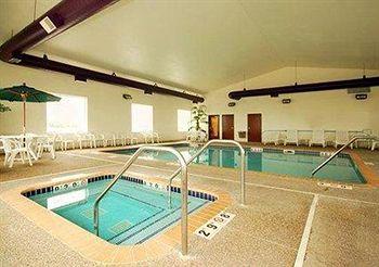 Crossings By Grandstay Inn & Suites Becker Ngoại thất bức ảnh