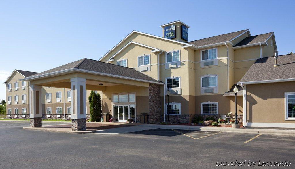 Crossings By Grandstay Inn & Suites Becker Ngoại thất bức ảnh