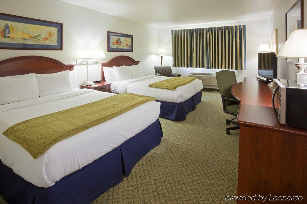 Crossings By Grandstay Inn & Suites Becker Ngoại thất bức ảnh